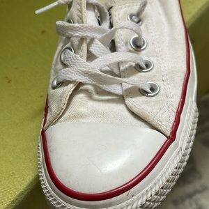 Converse size 7 white